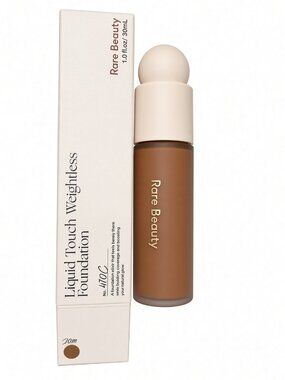 Rare Beauty Liquid Touch Weightless Foundation 470C New